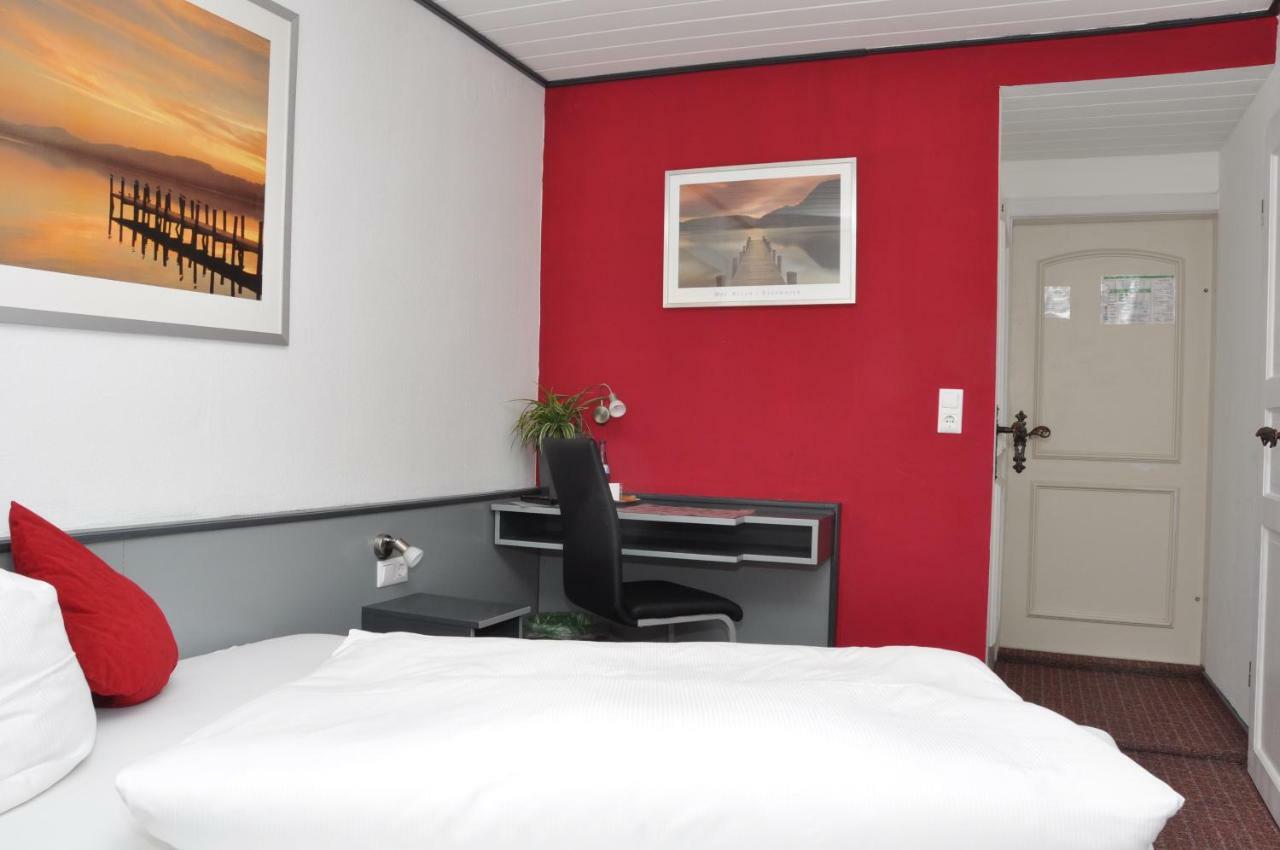 בלאובורן Hotel Garni Forellenfischer מראה חיצוני תמונה