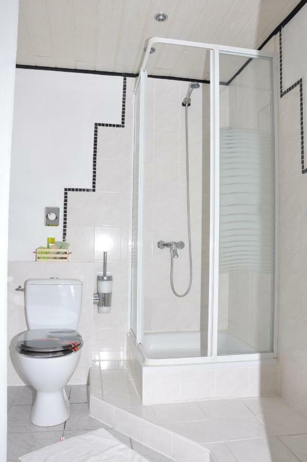 בלאובורן Hotel Garni Forellenfischer מראה חיצוני תמונה